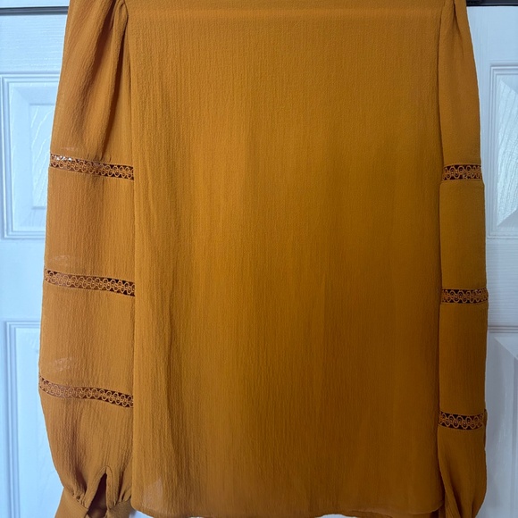 Long Sleeve Popover with Lace Tape Inserts - Picture 6 of 6